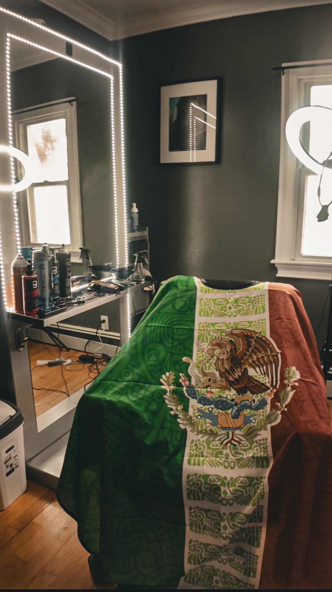Barber room
